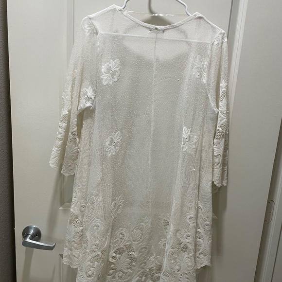 White Lace Kimono (S) - Picture 2 of 3